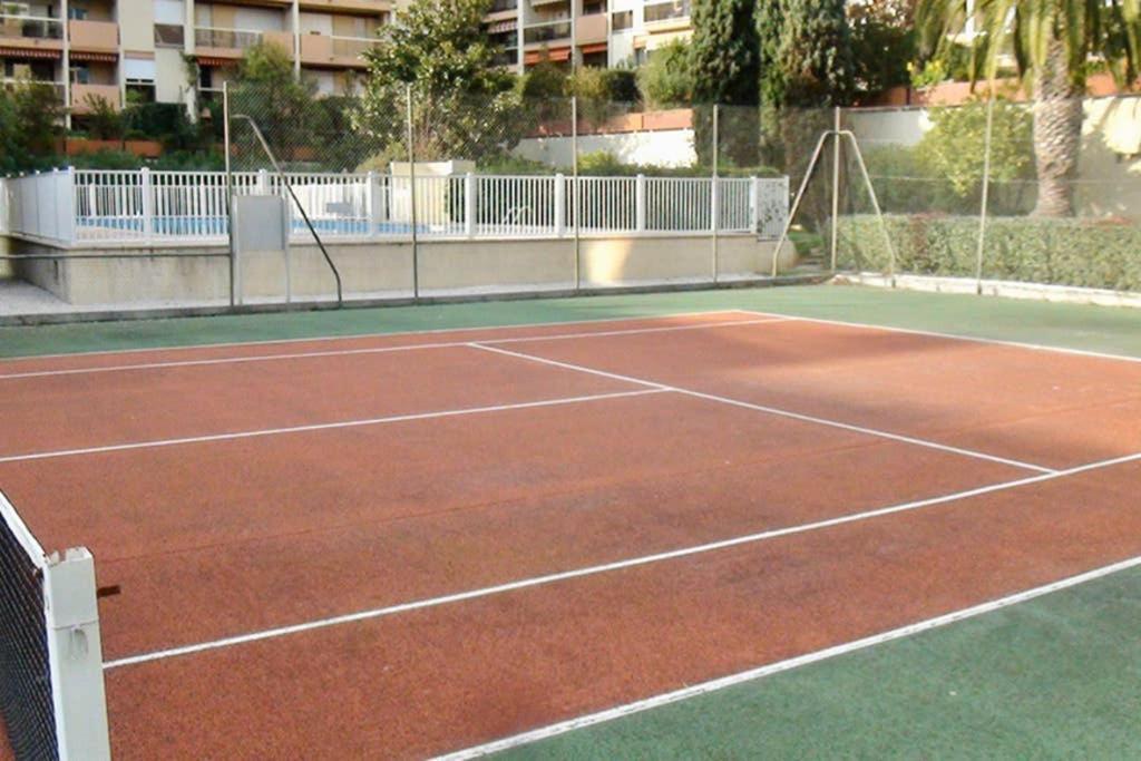 Studio Centre De Hyeres Pour 4 Personnes Piscine Et Tennis Exteriör bild